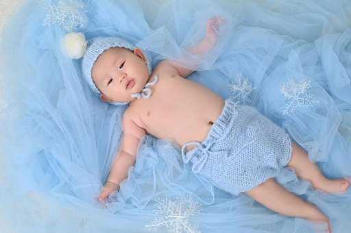 日喀则宝宝要不要穿袜子 日喀则宝宝要不要穿袜子